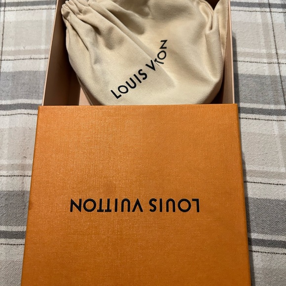 I’ve used it 3 times very very nice paid $620 for this - Picture 2 of 4